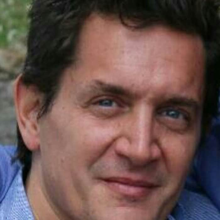 Dr Leonardo Álvarez